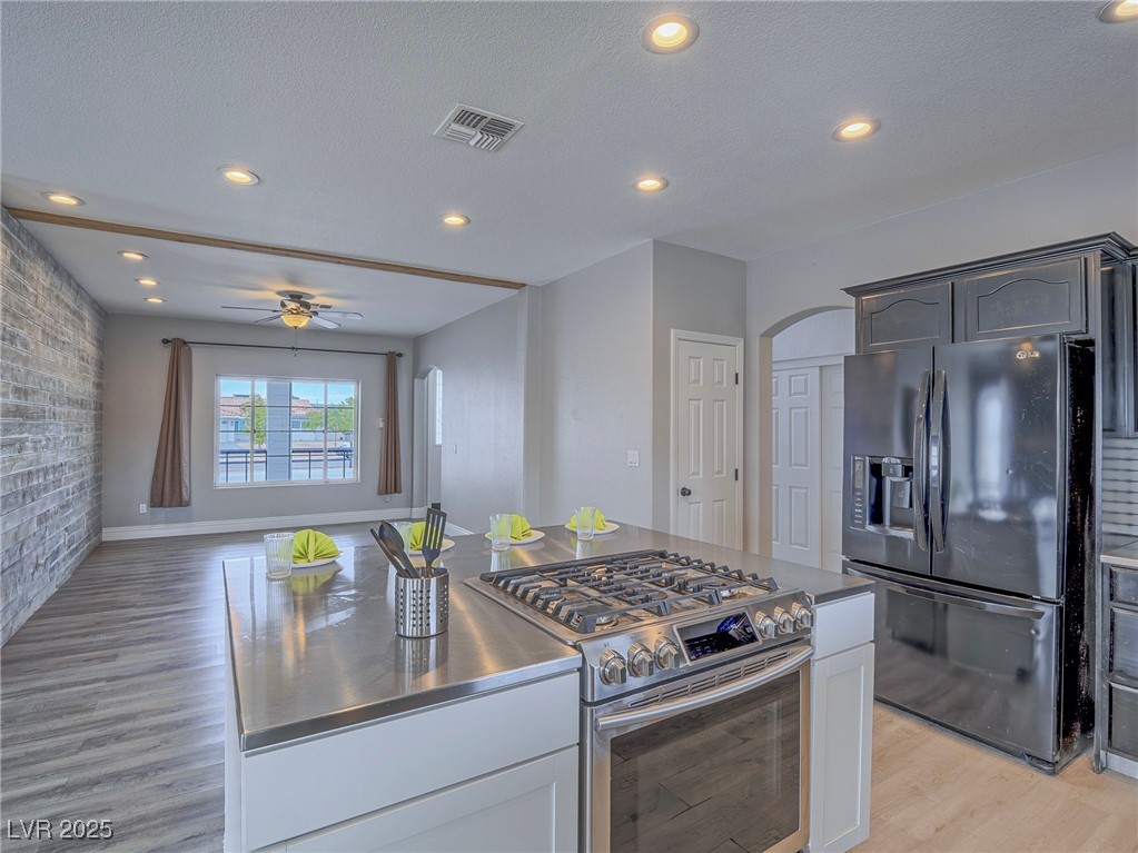 6235 Westwind Road Property Photo 11