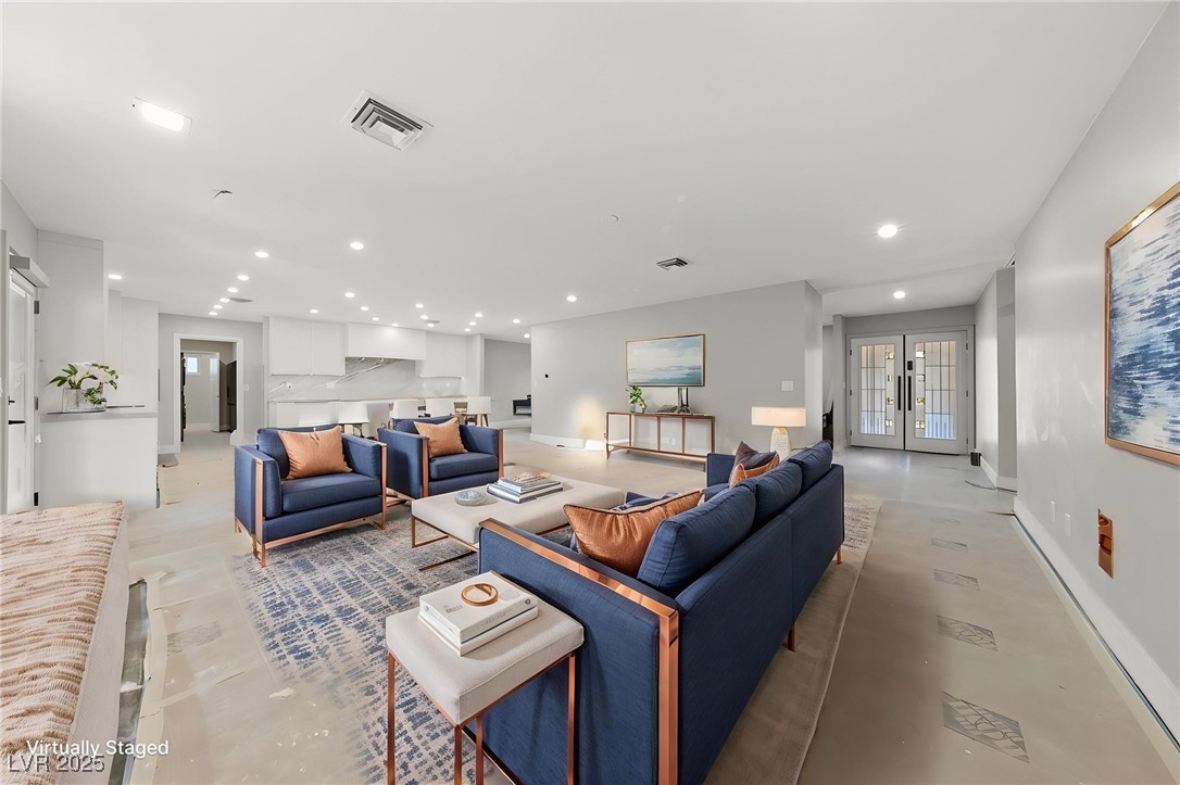 3075 Santa Margarita Street Property Photo