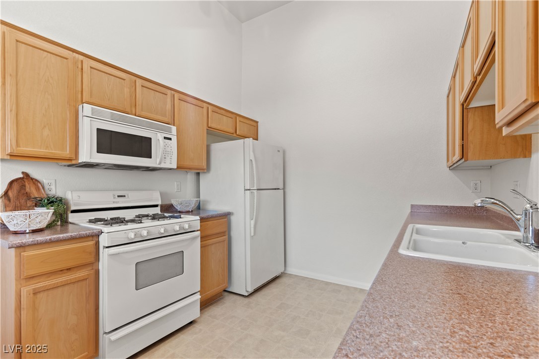 3360 Cactus Shadow Street 203 Property Photo 12