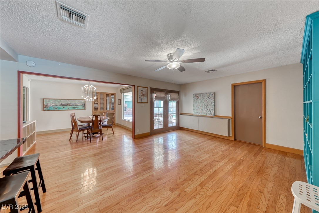 1721 East Oakey Boulevard Property Photo 18