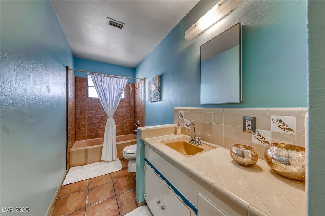 1721 East Oakey Boulevard Property Photo 29