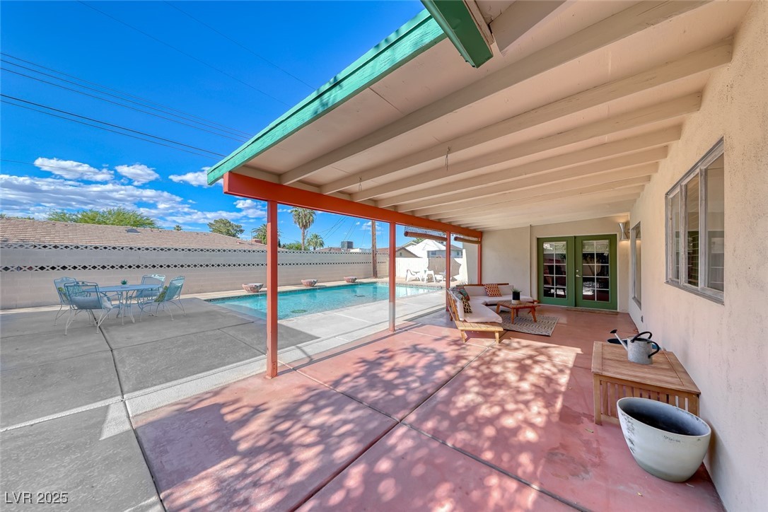 1721 East Oakey Boulevard Property Photo 35