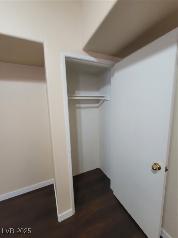 2615 West Gary Avenue 2054 Property Photo 17