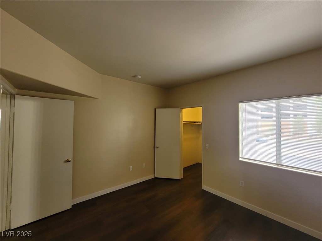 2615 West Gary Avenue 2054 Property Photo 23