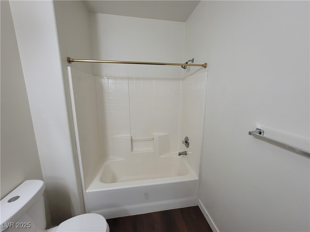 2615 West Gary Avenue 2054 Property Photo 30