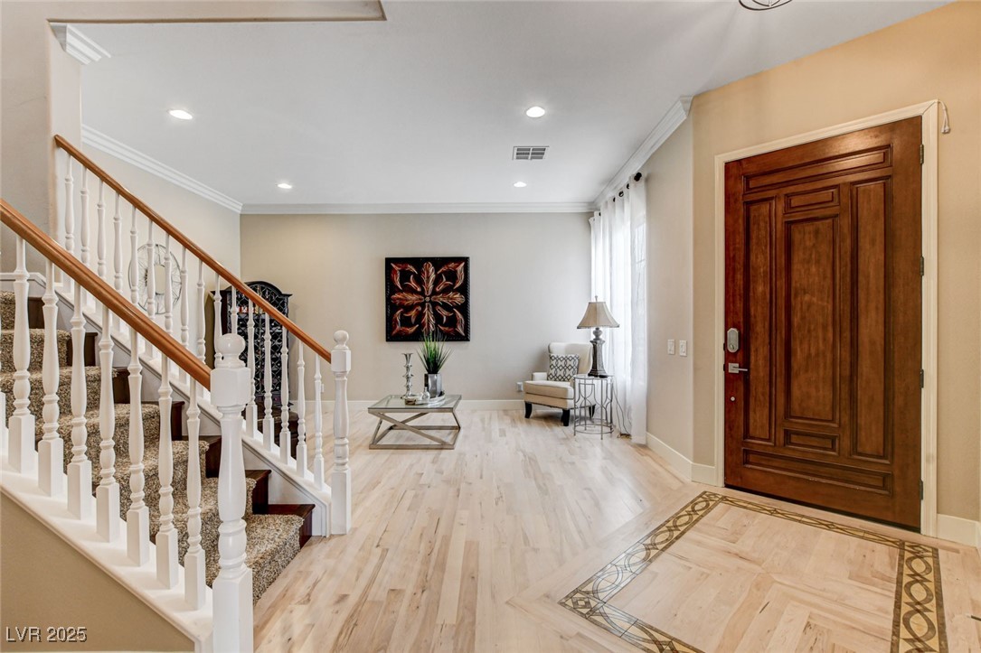 11 Morninglow Pass Property Photo 19