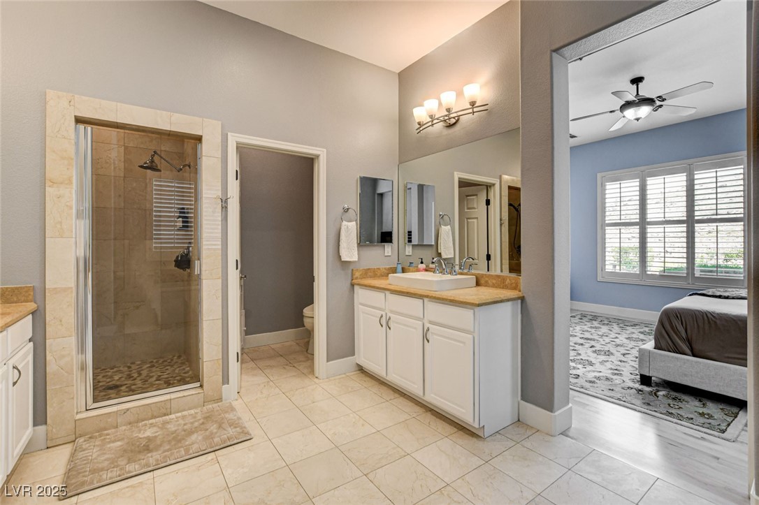11 Morninglow Pass Property Photo 34