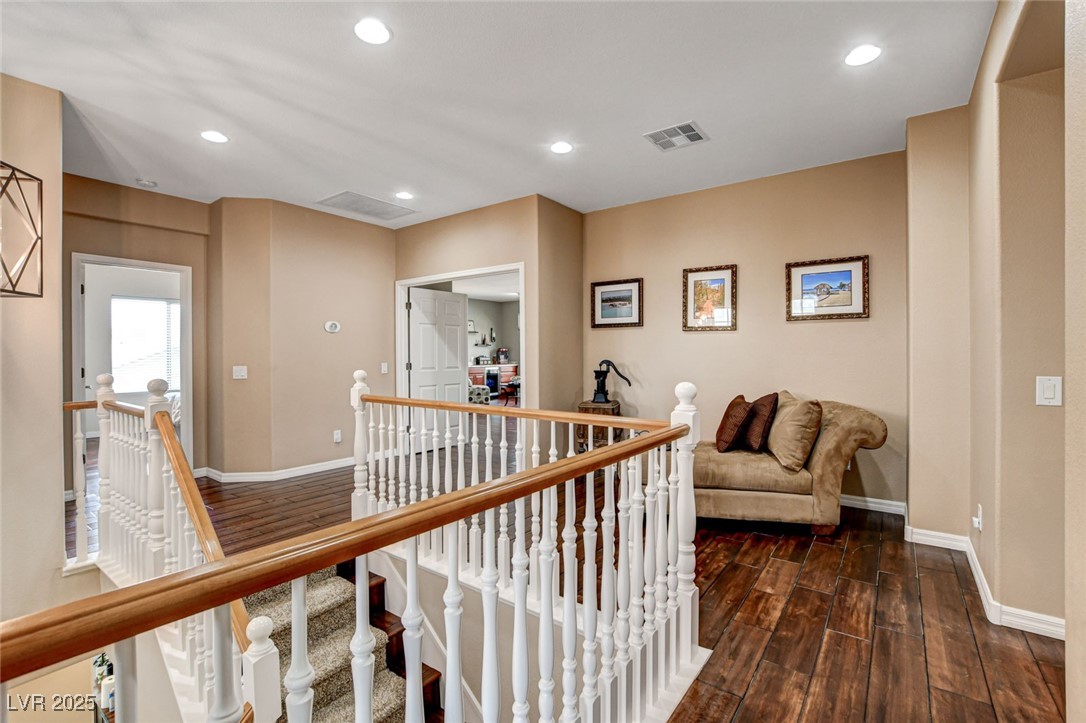 11 Morninglow Pass Property Photo 38