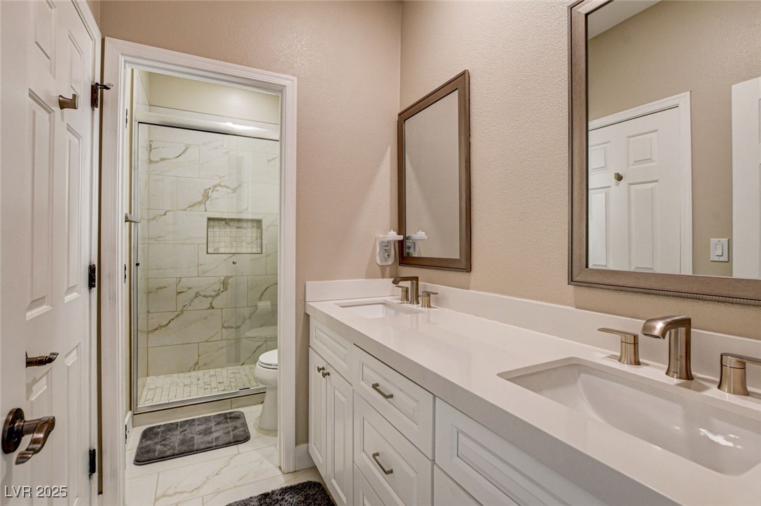11 Morninglow Pass Property Photo 43