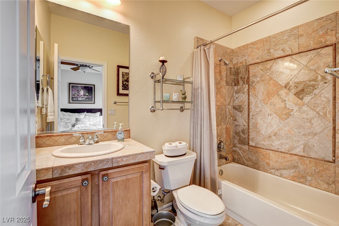 11 Morninglow Pass Property Photo 51