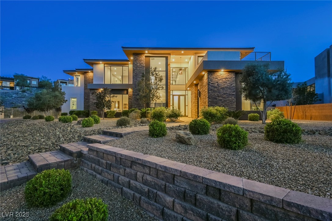 5 Crystal Tree Pass Property Photo