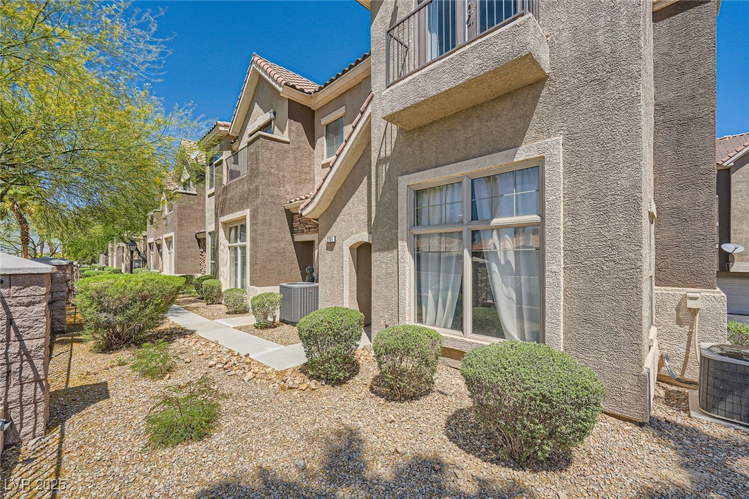 2761 Red Vista Court Property Photo