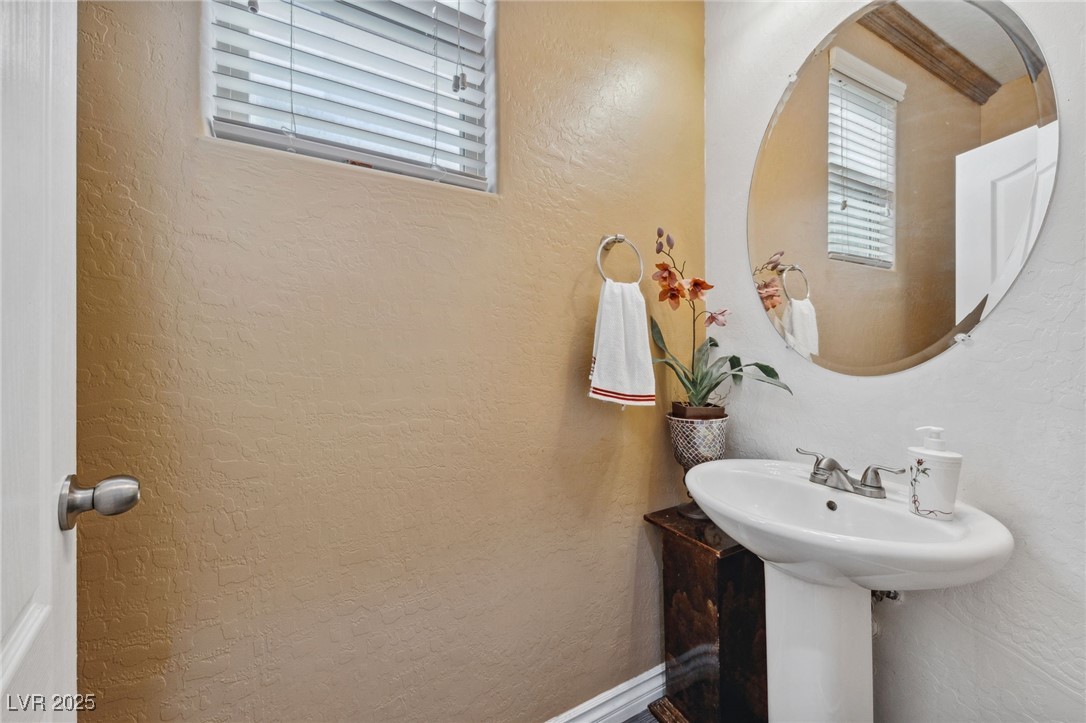 6409 Dundock Avenue Property Photo 25