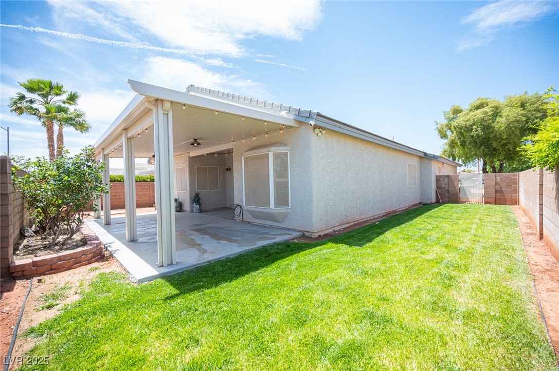 7500 Peaceful Brook Street Property Photo 4