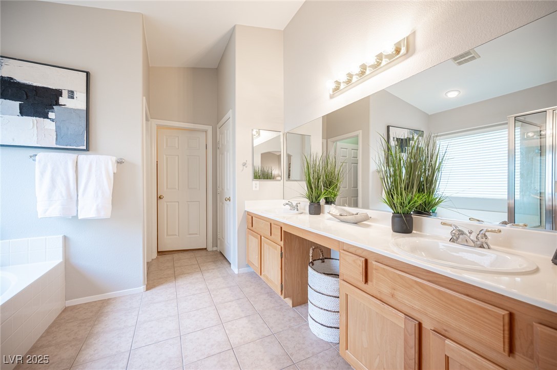 7500 Peaceful Brook Street Property Photo 16