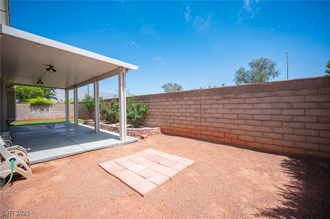 7500 Peaceful Brook Street Property Photo 29