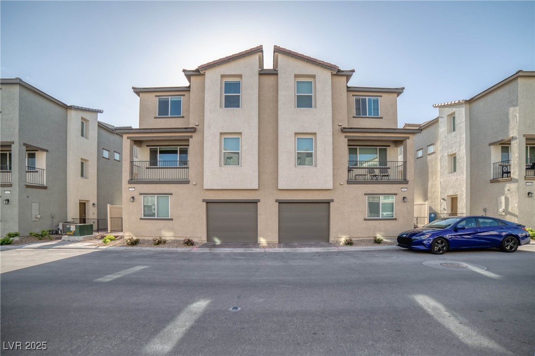 7003 Crimson Shadow Street Property Photo