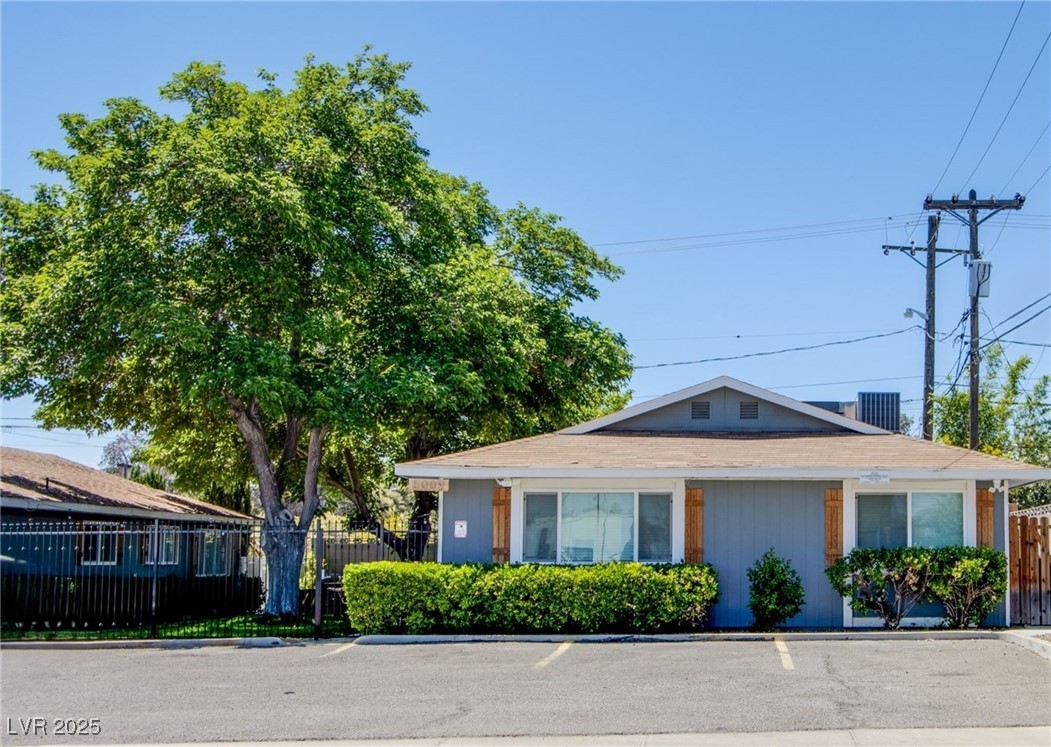 5009 Evergreen Avenue 2 Property Photo