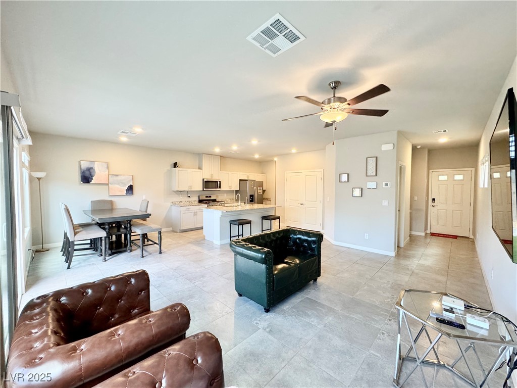 7848 Pink Opal Avenue Property Photo 6