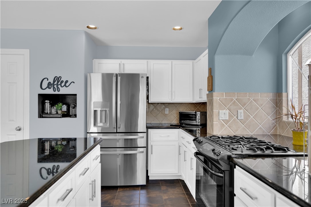 10902 Fintry Hills Street Property Photo 20