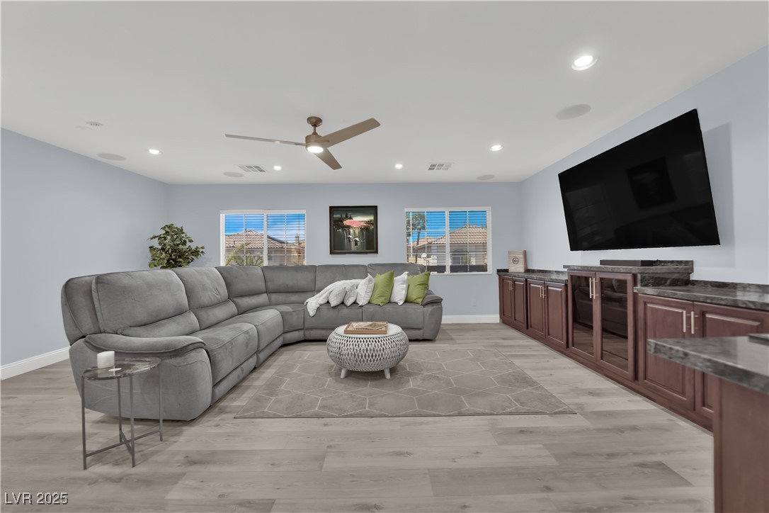 10902 Fintry Hills Street Property Photo 25