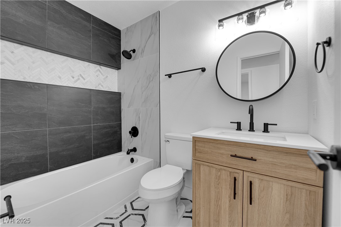2058 Citroen Street Property Photo 13