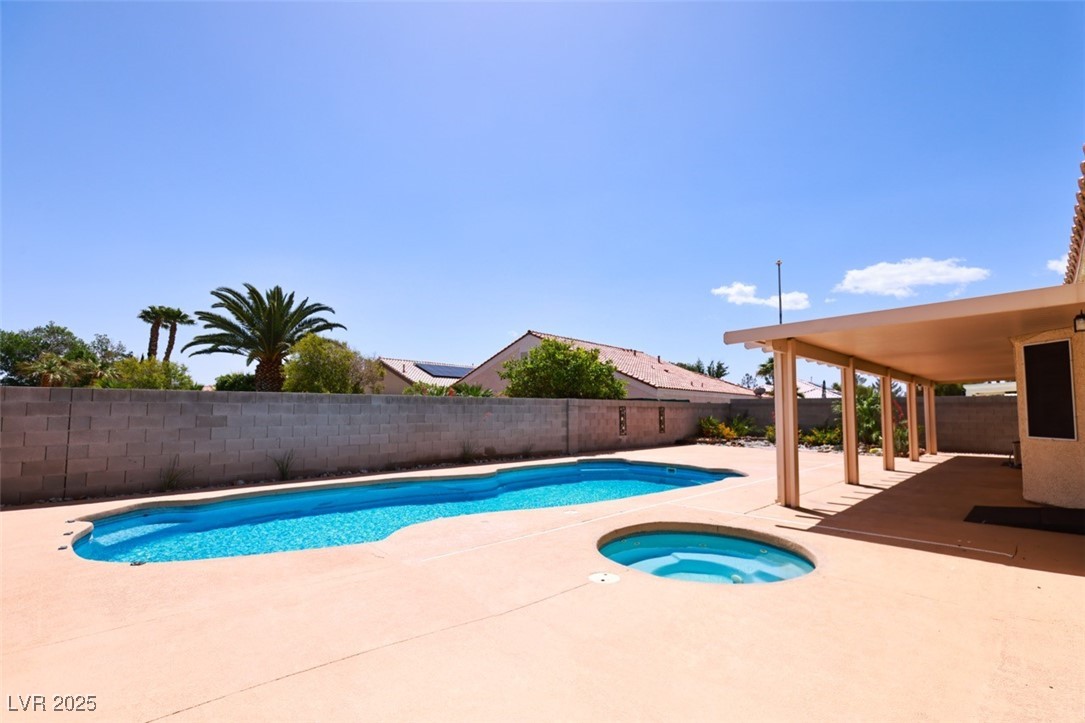 6016 Bungalow Bay Street Property Photo 17