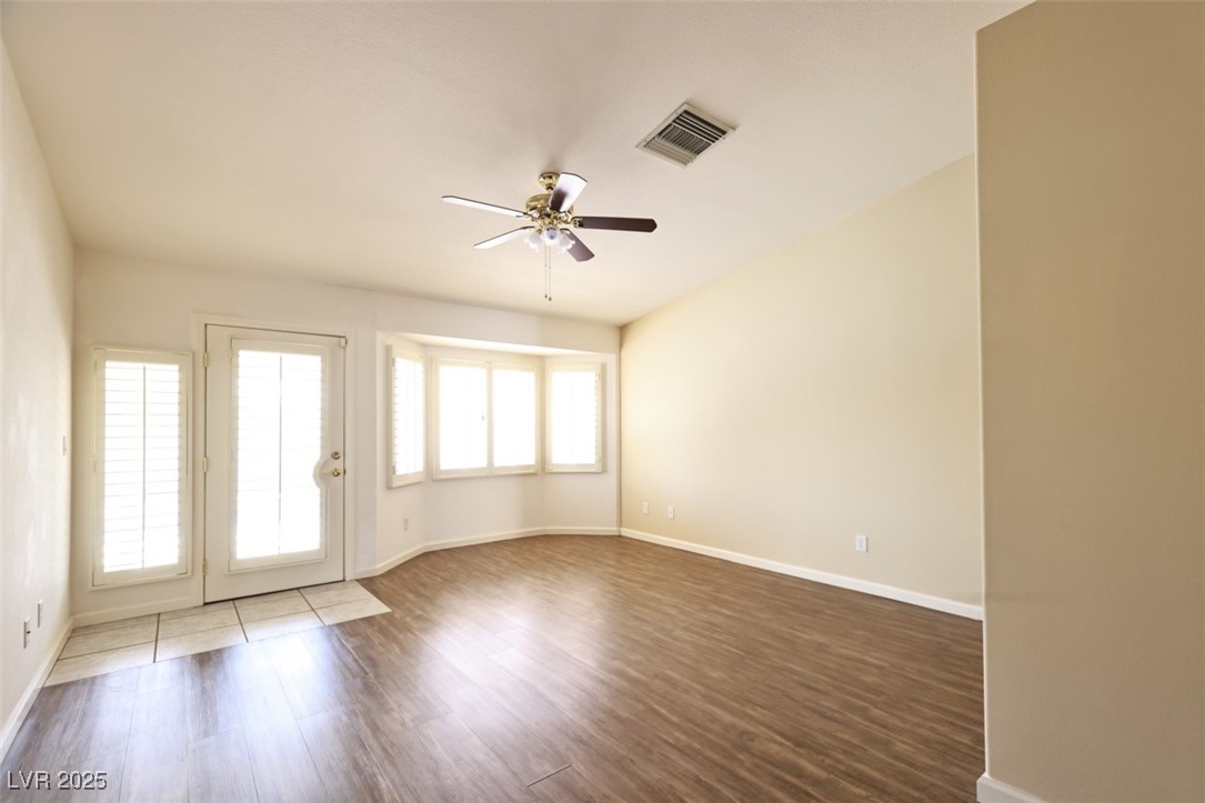 6016 Bungalow Bay Street Property Photo 47