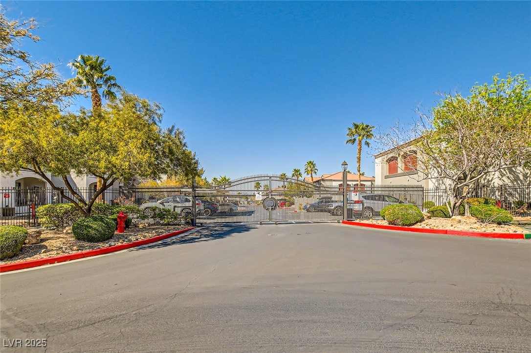 950 Seven Hills Drive 2014 Property Photo