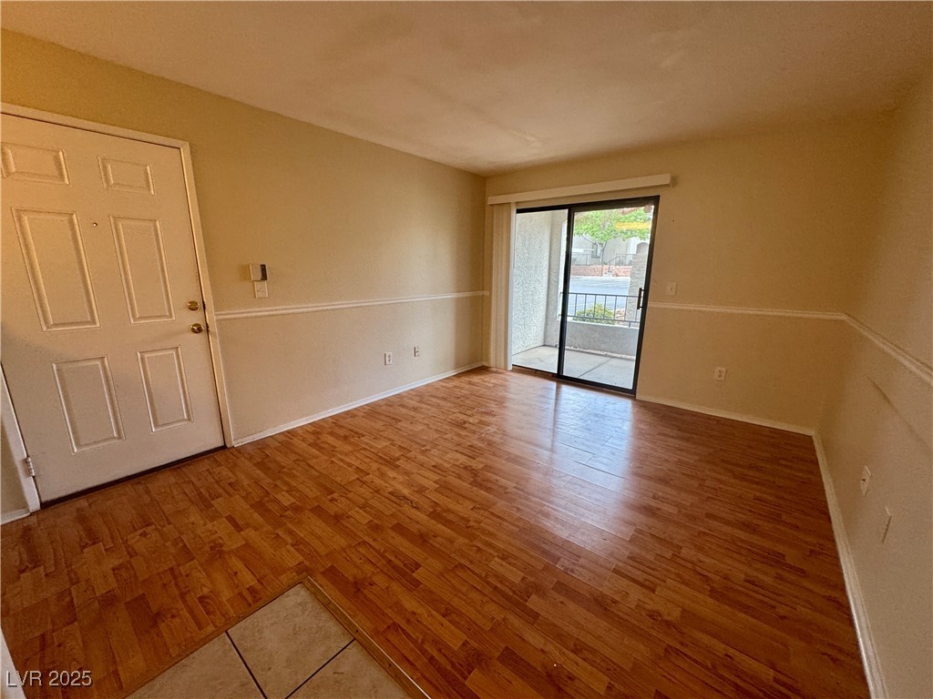 950 Seven Hills Drive 2014 Property Photo 7