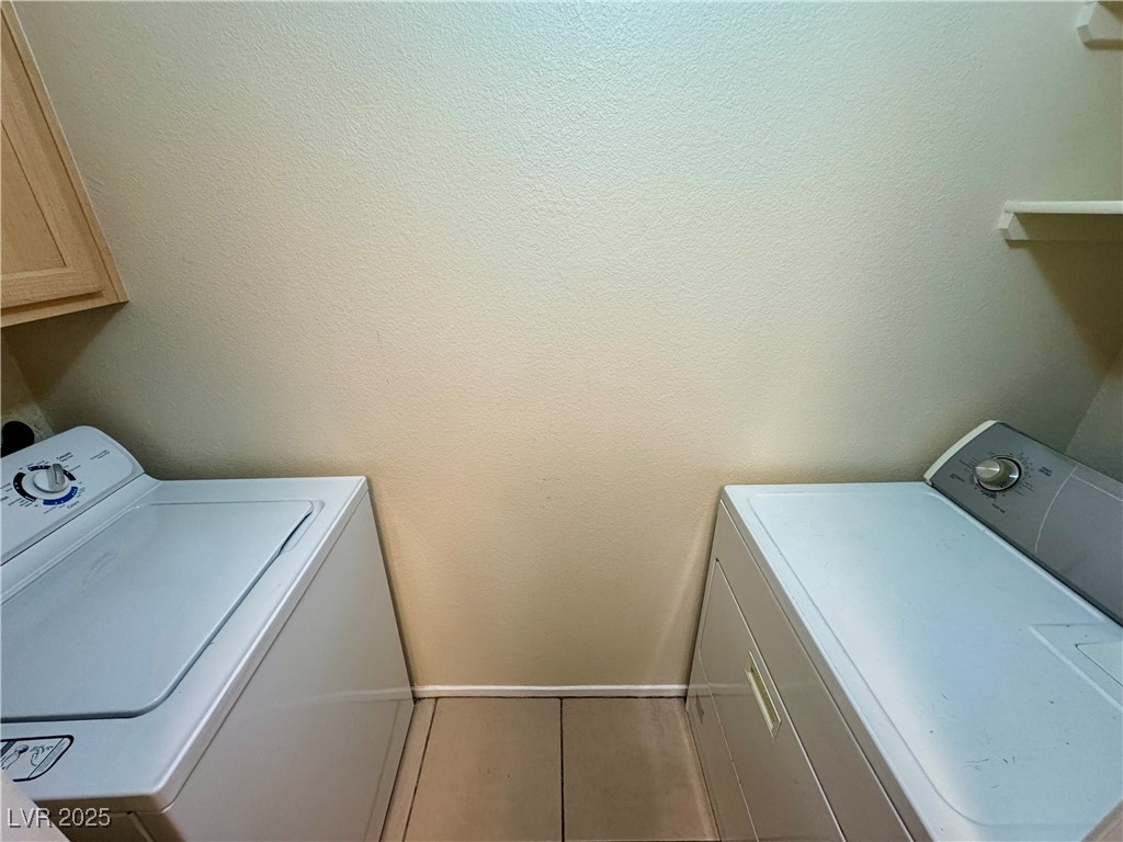 950 Seven Hills Drive 2014 Property Photo 17