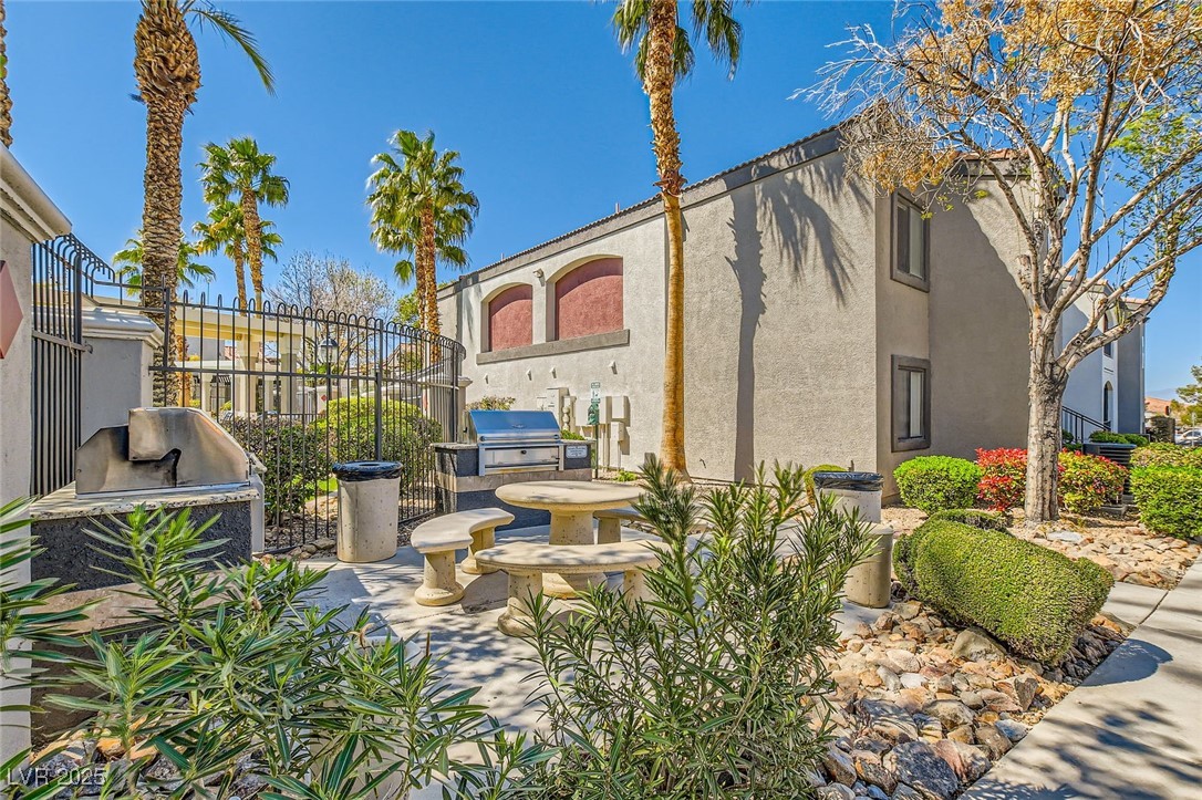 950 Seven Hills Drive 2014 Property Photo 44