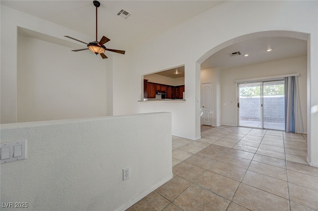6844 Tropicaire Street Property Photo 6