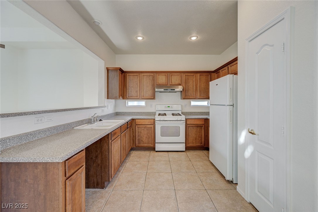6844 Tropicaire Street Property Photo 18