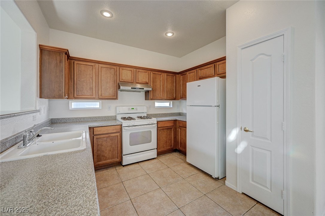 6844 Tropicaire Street Property Photo 19