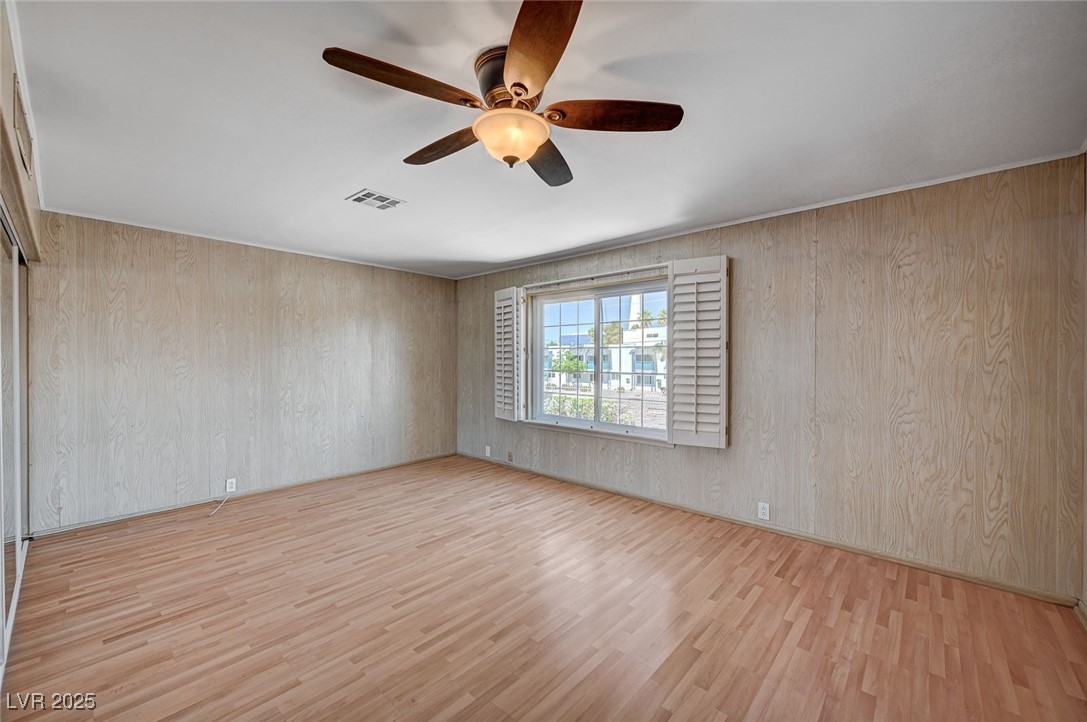 578 Tam O Shanter Property Photo 27