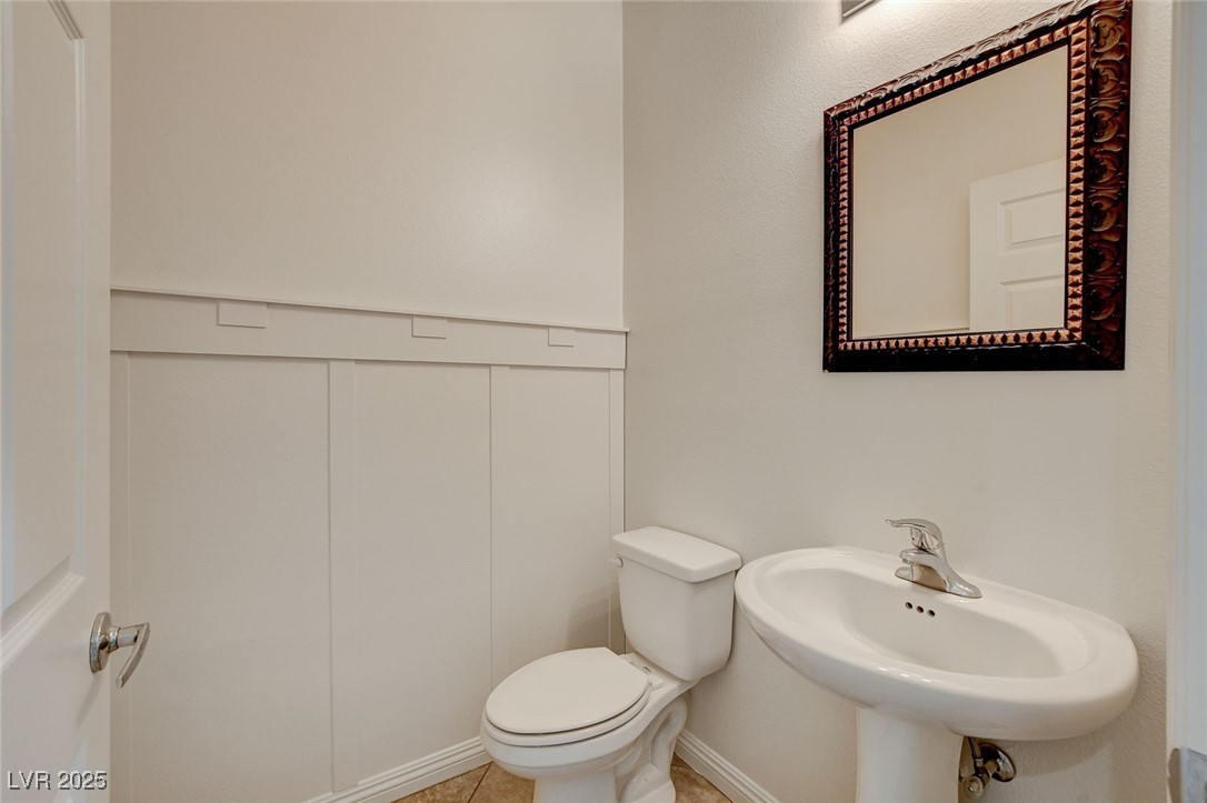 1055 Fish Pond Avenue Property Photo 11