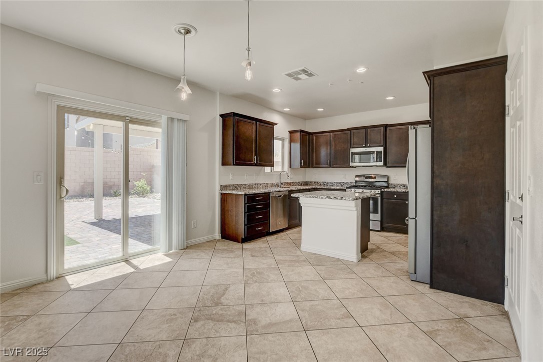 1055 Fish Pond Avenue Property Photo 12