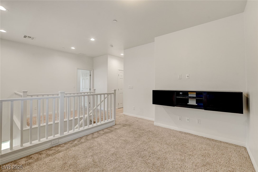 1055 Fish Pond Avenue Property Photo 23