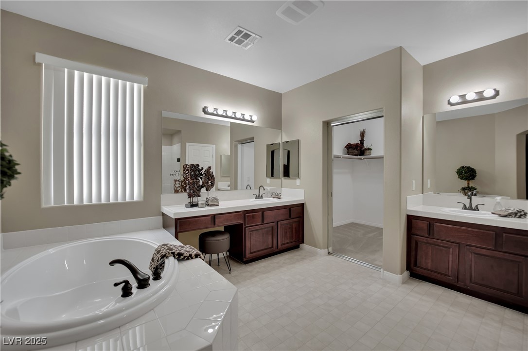 9046 Barium Rock Avenue Property Photo 19