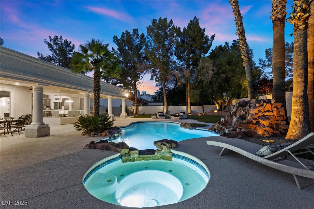 2268 Buckingham Court Property Photo 36