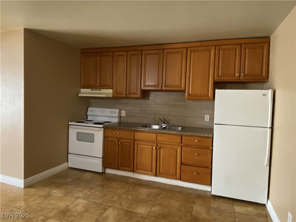 305 North 10th Street 27 Property Photo