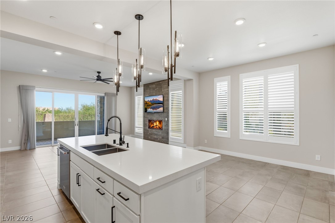 11280 Granite Ridge Drive 1012 Property Photo 15