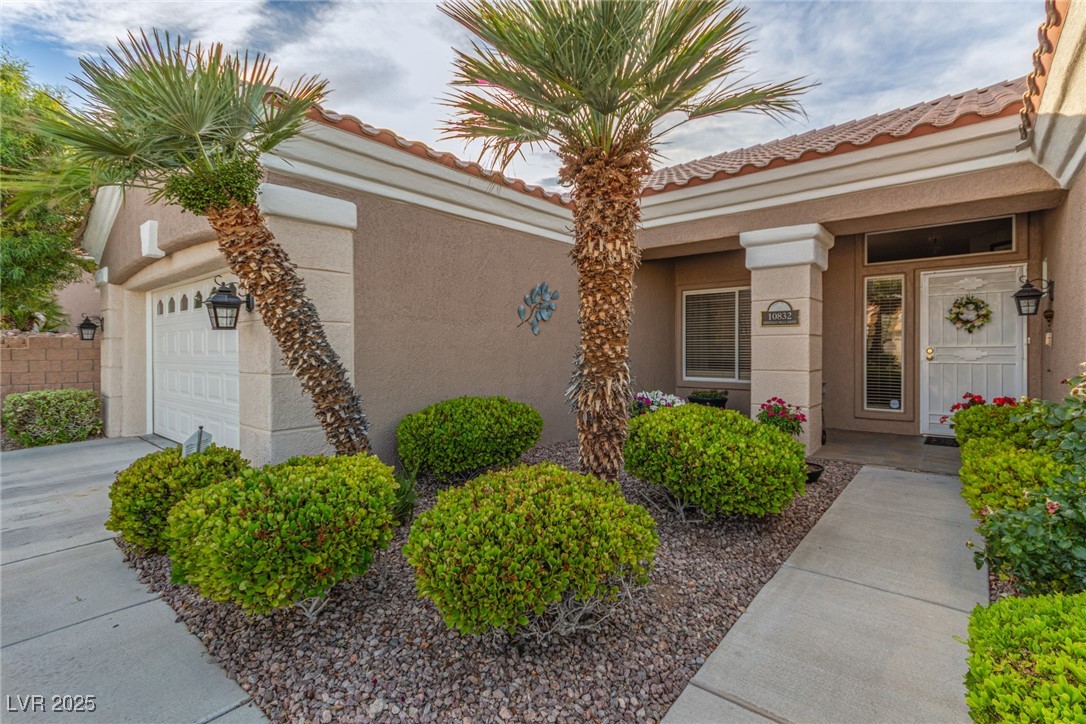 10832 Heritage Hills Drive Property Photo 3