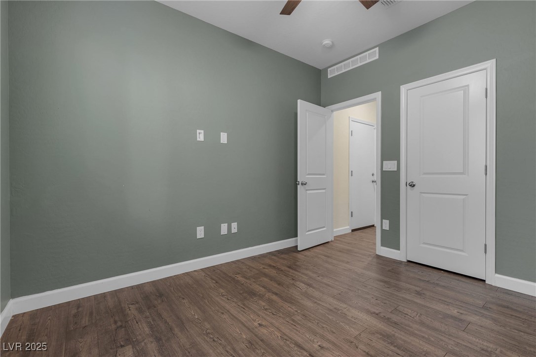 9917 Fletcher Peak Avenue Property Photo 35