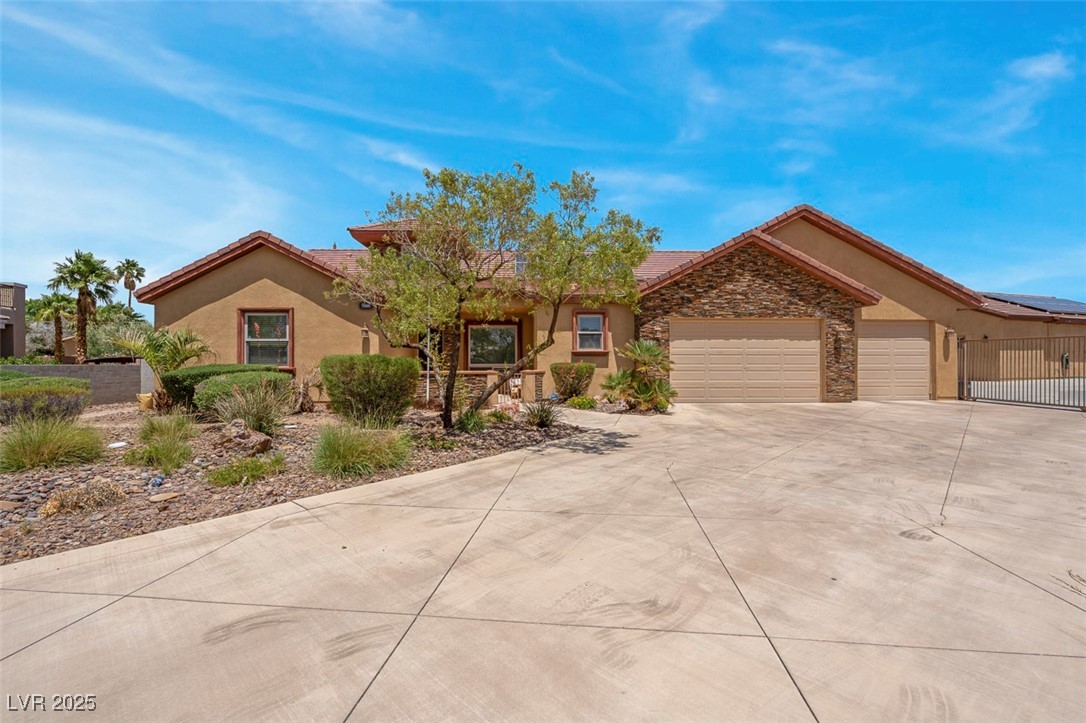 7668 Friendly Breeze Court Property Photo 1