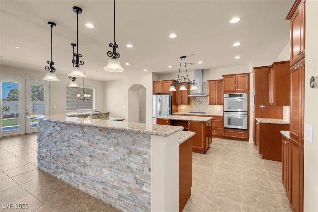 7668 Friendly Breeze Court Property Photo 4