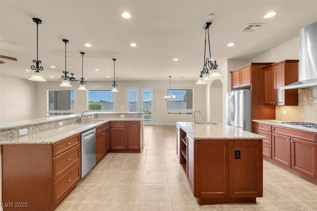 7668 Friendly Breeze Court Property Photo 7