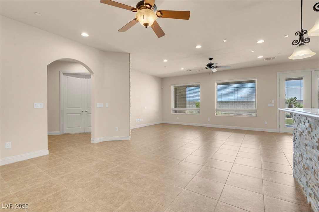 7668 Friendly Breeze Court Property Photo 12