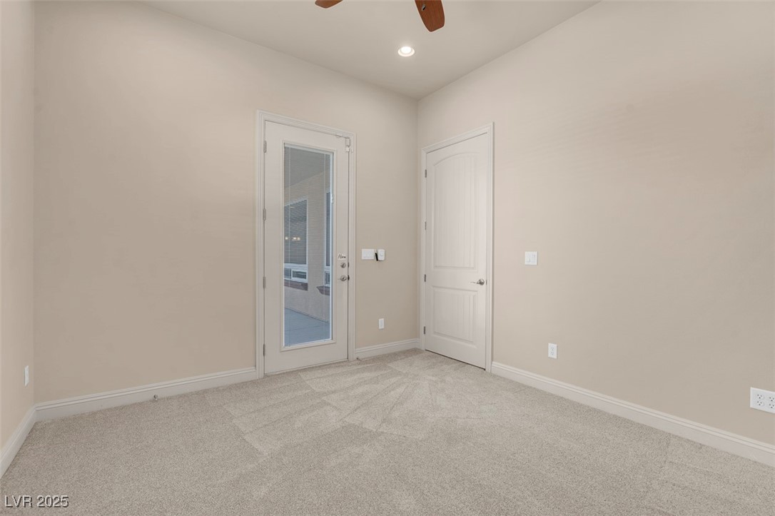7668 Friendly Breeze Court Property Photo 28